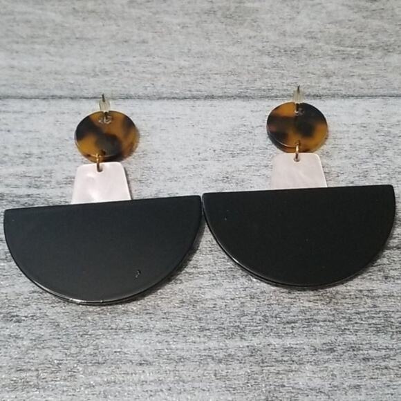 Tortoise Shell, Black & White Geometric Drop Dangle Earrings NEW - Picture 2 of 3